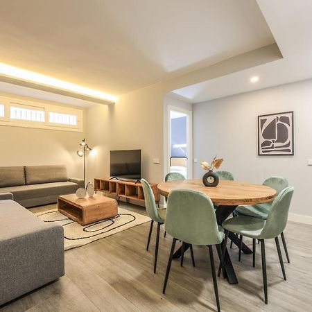Apartamentos Reformados En Arturo Soria Madrid Bagian luar foto