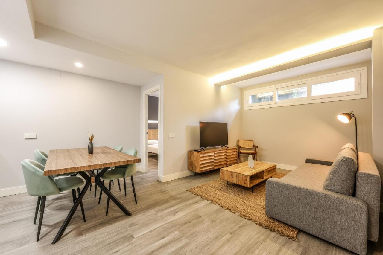 Apartamentos Reformados En Arturo Soria Madrid Bagian luar foto