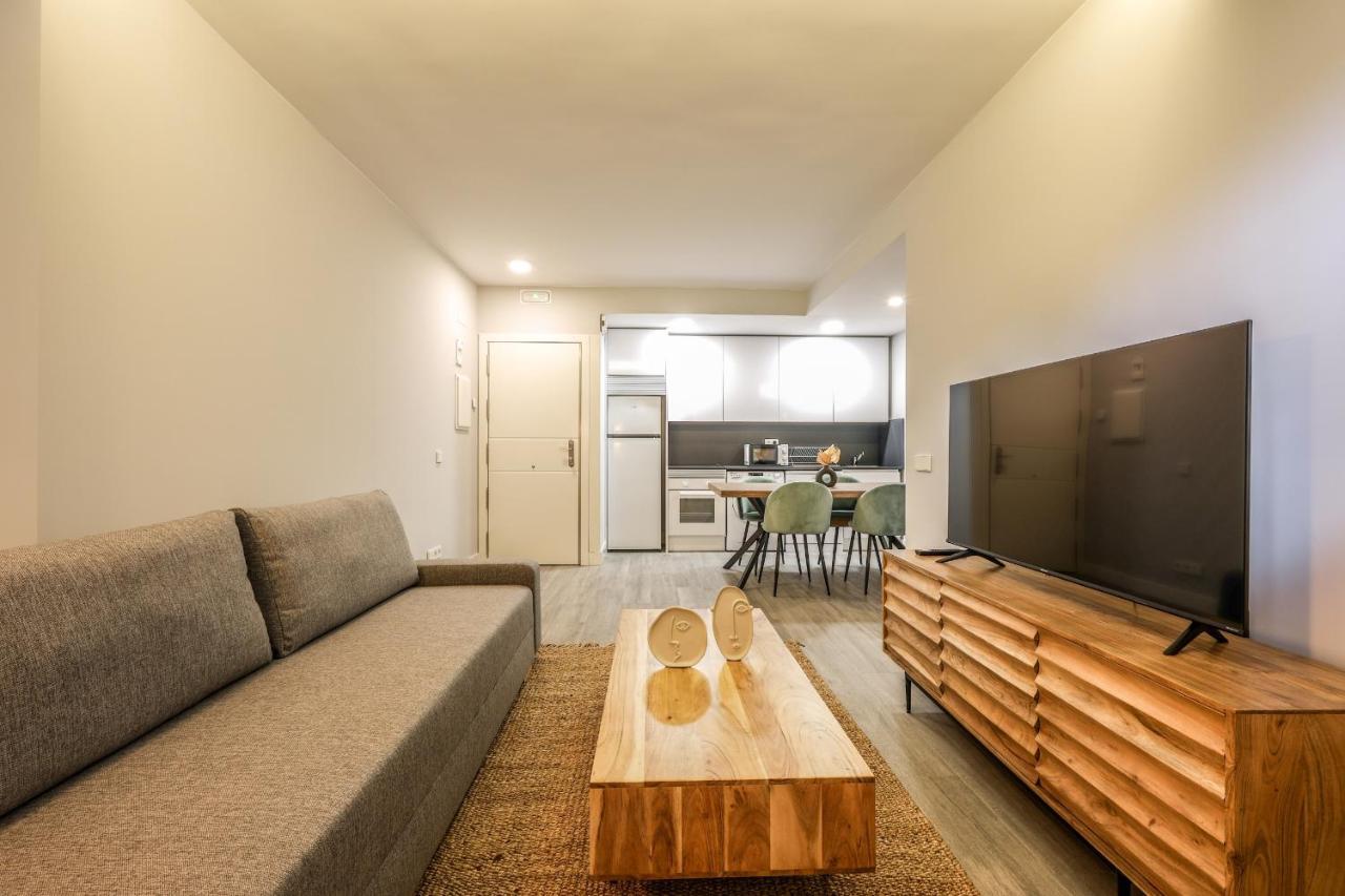 Apartamentos Reformados En Arturo Soria Madrid Bagian luar foto