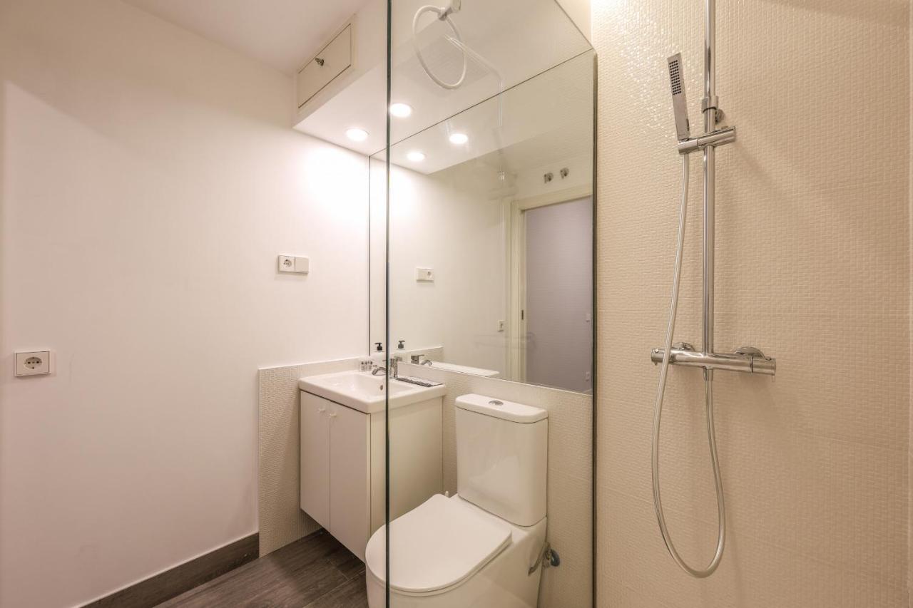 Apartamentos Reformados En Arturo Soria Madrid Bagian luar foto