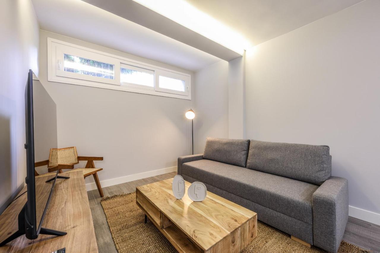 Apartamentos Reformados En Arturo Soria Madrid Bagian luar foto
