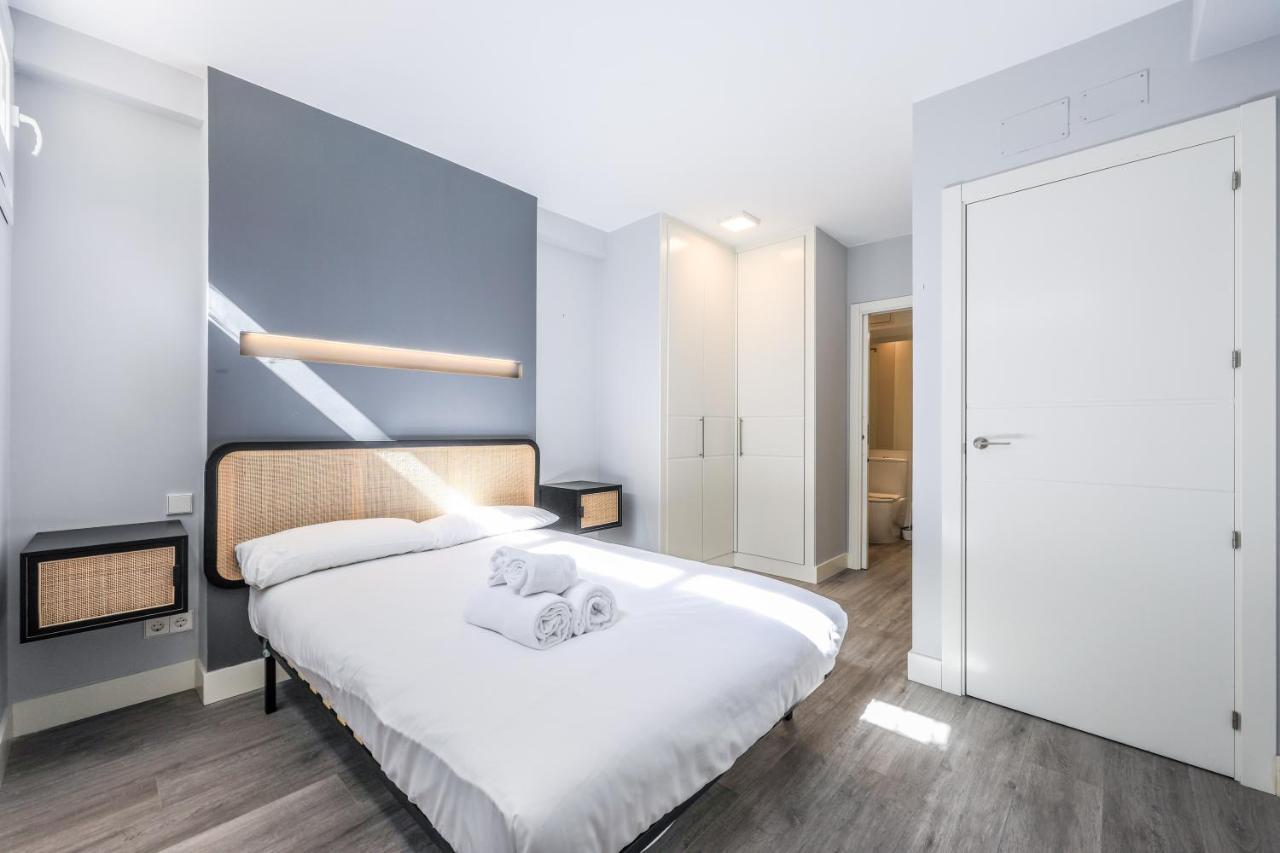 Apartamentos Reformados En Arturo Soria Madrid Bagian luar foto
