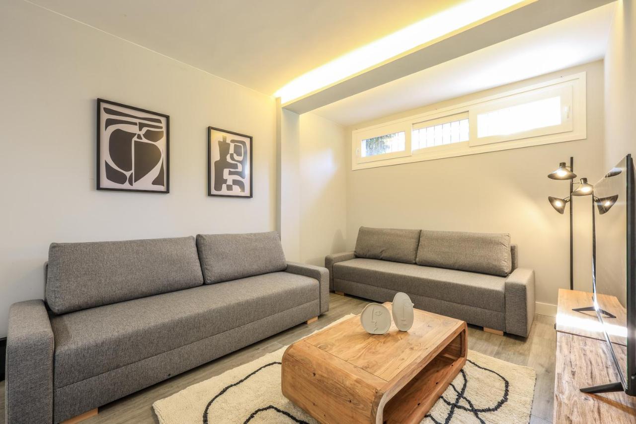 Apartamentos Reformados En Arturo Soria Madrid Bagian luar foto