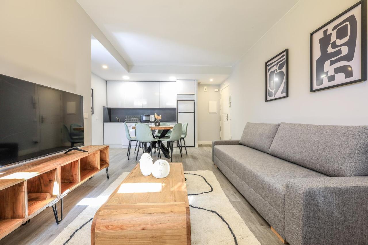 Apartamentos Reformados En Arturo Soria Madrid Bagian luar foto