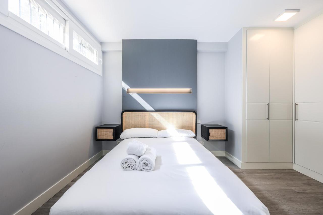 Apartamentos Reformados En Arturo Soria Madrid Bagian luar foto