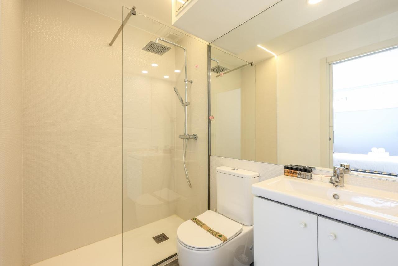 Apartamentos Reformados En Arturo Soria Madrid Bagian luar foto